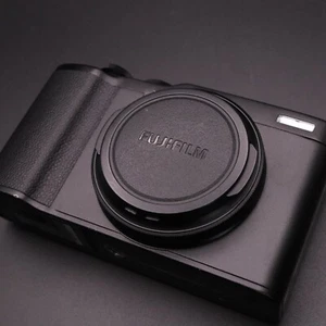 Fujifilm Fuji XF10 Digital Camera - Near Mint - Compact & Sharp Lens - Fast AF - Picture 1 of 15