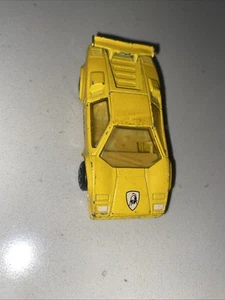 Matchbox 1985 Superfast Lamborghini Yellow Countach LP 500S - Picture 1 of 4