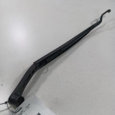 Chrysler 300 Windshield Wiper Arm Right Passenger  2015 2016 2017 2018 2019 - Image 1 of 4