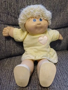 Cabbage Patch Kids. Doll 1978-1982 Xavier Roberts Blonde Blue Eyes 16" China - Picture 1 of 17