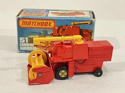 Matchbox Lesney Superfast Lot Combine Harvester Red NICE! - image 1 of 4