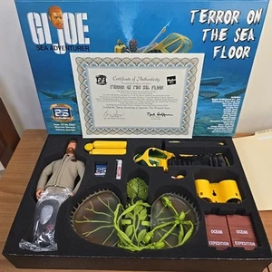 GI Joe 2007 Collectors Club Convention Exclusive Terror on the Sea Floor - Picture 1 of 12