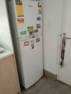 fridge freezer - image 1 of 2