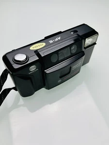 Minolta AF-E 35mm Auto Focus Camera Take Pictures Photo Vintage READ INFO - Picture 1 of 12