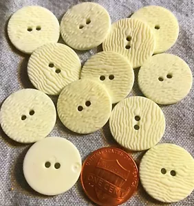 12 Matte Cream PLASTIC Sew-through Buttons Wood Grain Pattern 3/4" 19mm # 4431 - Picture 1 of 1