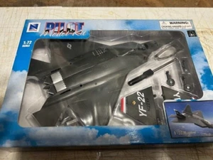 Rare New Ray YF-22 Raptor...MINT...1/72...Kit 21317...Die Cast - Picture 1 of 2