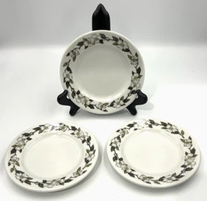 Plato 3 hojas verdes flores blancas Shenango China Dogwood 6,25" vintage años 50 EE. UU. - Imagen 1 de 7