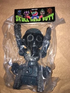 SKULL HEAD BUTT Soldier Tank Black Sofubi Figure Marmit SHB Unopened - Picture 1 of 1