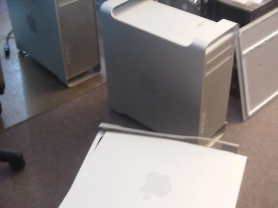 Apple Mac Pro 2.66Ghz 2Gb MacPro QUAD 250GB TEST & COLLECTION, Upgrade to HD5770 - Image 1 of 1