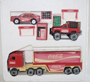 Vintage Remco Druckguss COCA-COLA 9-teiliges Stahl-LKW-Spielset 1980er #11037 - Bild 1 von 8