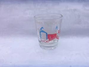 VINTAGE SHOT GLASS PENNSYLVANIA DUTCH COUNTRY - Picture 1 of 2