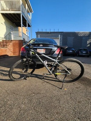 Bicicleta de montaña Trek Foto 1 de 4