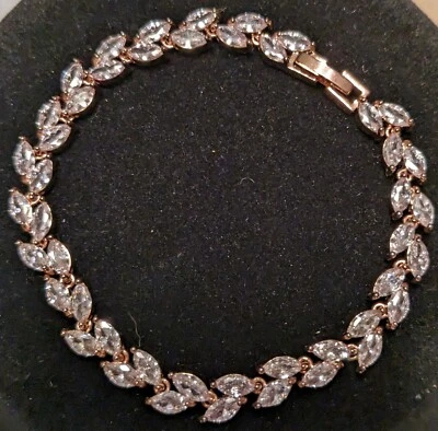 Juego de puntas chapadas en oro rosa hoja de circonita cúbica y vid pulsera de 7" Foto 1 de 3