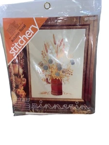 Spinnerin Crewel Embroidery Kit “Autumn Floral” 18x24 Vintage New Old Stock - Picture 1 of 3