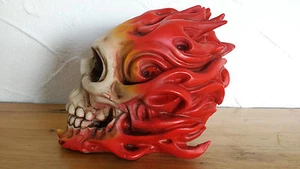 Dekofigur Totenkopf Flammenschädel Totenkopf-Figur Schädel Skull Gothic Fantasy - Bild 1 von 3