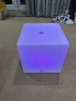 Crowell Solar Decorative Cube Light - Image 1 of 4