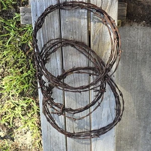 Vintage Stacheldraht Lot | Rustikale Bauernhof Dekor, Western Ranch Bastelbedarf 34+ Fuß - Bild 1 von 9