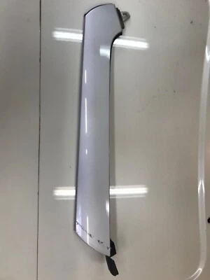 Chrysler Crossfire moldura parabrisas lado derecho 2004-2008 Foto 1 de 3