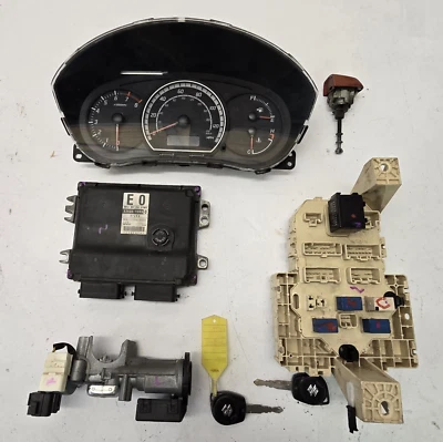 KIT CENTRALINA + SET SERRATURA SUZUKI SWIFT III MZ EZ MB1123008261 3392072K0 02.2005 - IN POI - Immagine 1 di 4