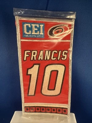 Mini pancarta sellada de noche de jubilación Carolina Hurricanes 4"x7" (#10: Ron Francis) Foto 1 de 2