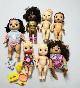 Baby Alive Lot Of 7 - Some Accessories/ READ - Picture 1 of 20