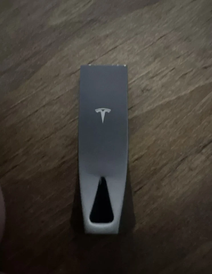 TESLA OEM Model S,3,X,Y USB Flash Drive for Dashcam & Sentry Mode 128GB - Image 1 of 1
