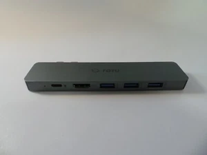 TOTU USB C Hub 8 in 2 Type C Adapter Triple Display Docking Station - Picture 1 of 2
