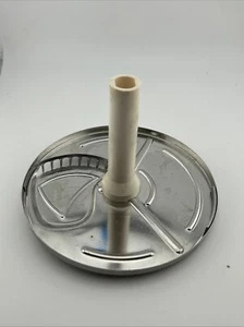Cuisinart Food Processor DLC-7 Disc Blade With Stem J-6x6-MM Silver Serrated - Picture 1 of 6