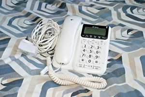 BT Decor 2500 Corded Landline Telephone Answering Machine Handsfree Big Buttons - Picture 1 of 5