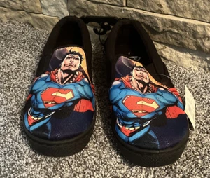 DC COMICS SUPERMAN Men’s Canvas Sneakers Size 7M Black Slip On NWT - Picture 1 of 5