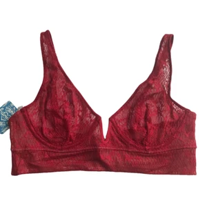 Sujetador con aros Free People Intimately Tameeka de encaje talla pequeña rojo baya transparente nuevo con etiquetas - Imagen 1 de 9