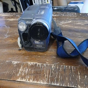 Sony Handycam CCD-TRV128 Hi8 Camcorder Video Tested - Picture 1 of 7