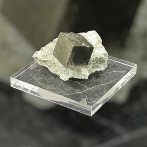 PIRITA Pyrite - NAVAJUN La Rioja España SPAIN MINERALES COLECCION 3x3x2cms - Picture 1 of 6