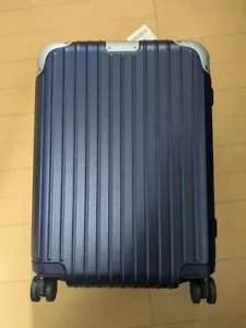 Rimowa Hybrid Cabin 32L Black 4-wheels Carry Case Suitcase - Picture 1 of 3