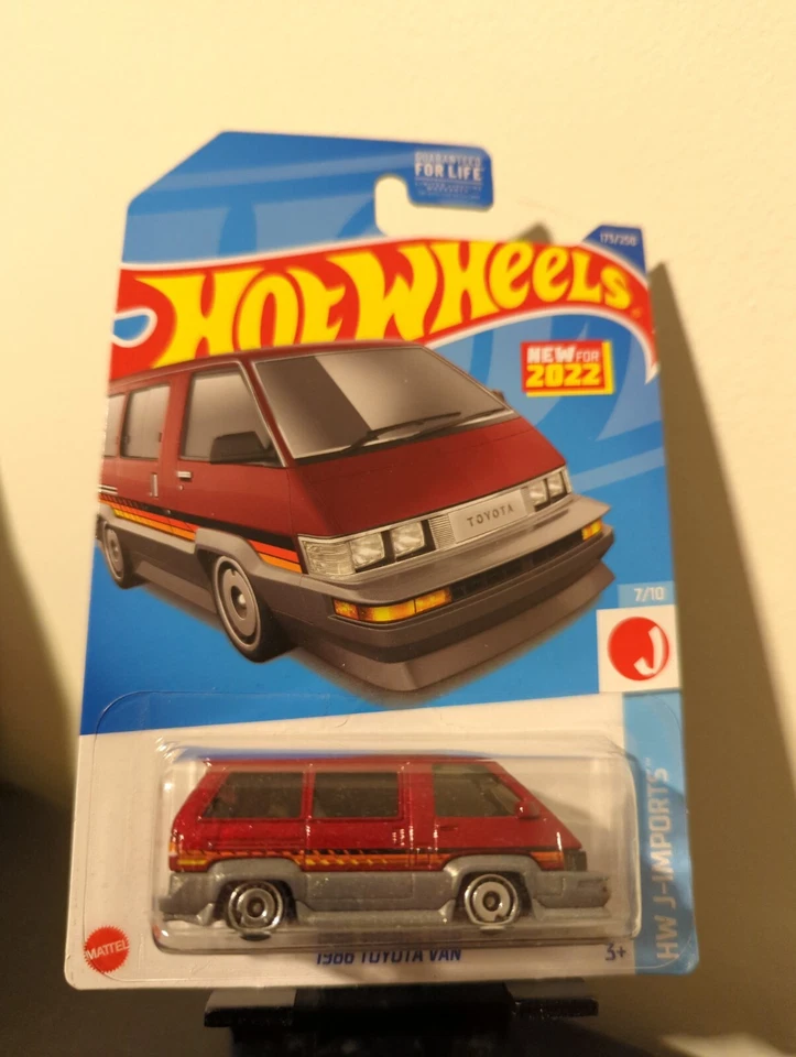 HOT WHEELS 1986 Toyota Van LiteAce Red HW J-Imports HCT15 2022