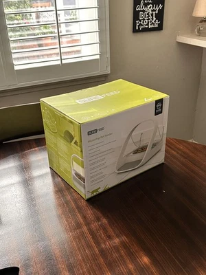 Sure Petcare -Sureflap - Surefeed - Microchip Pet Feeder - Selective-Automatic P - Image 1 of 4