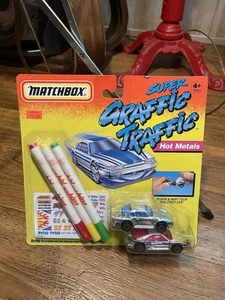 Matchbox Porsche 959, Ferrari F40 - VHTF (1993 Super Graffic Traffic Multipack) - Picture 1 of 9
