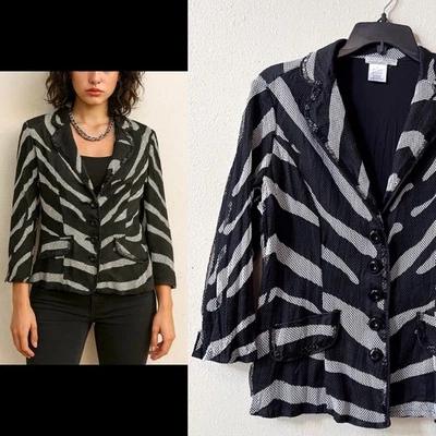 Chaqueta Blazer Alberto Makali Mujer Talla Grande Negra Blanca Malla Cuentas Abotonada Foto 1 de 4