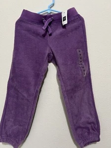 GAPkids Fleeces Girl's Warm--SIZE XS (4-5) BRAND NEW - Picture 1 of 5
