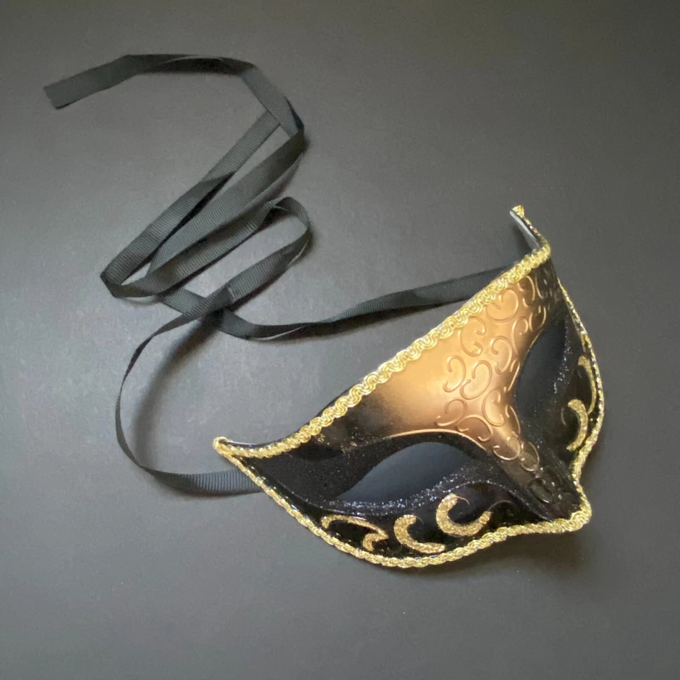 Popular Mens Unisex Masquerade Ball Eye Mask Costume Prom Bridal Party eye Mask - Image 1 of 1