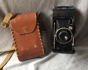 Great Kodak Vigilant Junior Six-20 Camera with Unique Case - Picture 1 of 1
