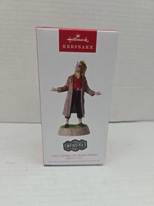 Hallmark Beetlejuice "¿Crees que estoy calificado? Adorno de recuerdo - Imagen 1 de 6