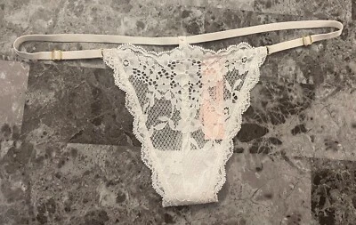 NUEVO CON ETIQUETAS BRAGAS VICTORIA'S SECRET BLANCO ENCAJE ROSA APLIQUES CORREA AJUSTABLE CADENA EN V Foto 1 de 3