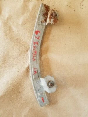 Chevrolet Impala 1967 2 puertas techo rígido lado del conductor cuarto regulador guía de pista Foto 1 de 4