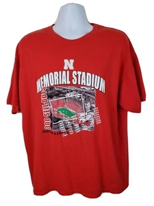 T-Shirt Nebraska Cornhuskers Football rot Memorial Stadium 300 Ausverkauft Größe XL - Bild 1 von 3