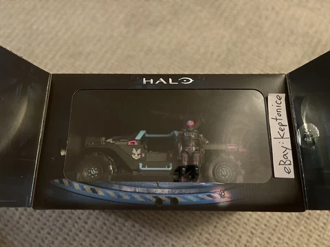 Halo Infinite Warthog SDCC 2023 Jazwares Neon Superfly Spartan Celox IN HAND Cover