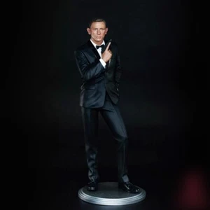 James Bond 1/24 Scale Resin Figures Model Kit Unassembled Unpainted Toys - Picture 1 of 2