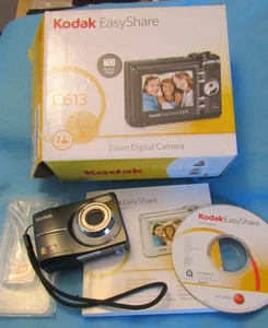 KODAK EASYSHARE C613 6.2MP 3 X ZOOM DIGITAL CAMERA WITH CD, DOCK & MANUAL - Picture 1 of 5
