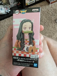 Kimetsu no Yaiba Demon Slayer Nezuko World Sammelfigur sitzende Version - Bild 1 von 2