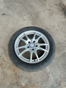 1x Alufelge Mercedes B-Klasse 4011302 6,5Jx16 H2 ET49 - Bild 1 von 5